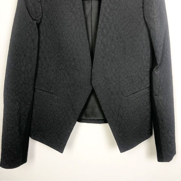 THEORY | Textured Animal Print Embossed Black Open Front Blazer Women’s Size 6 - Picture 4 of 8